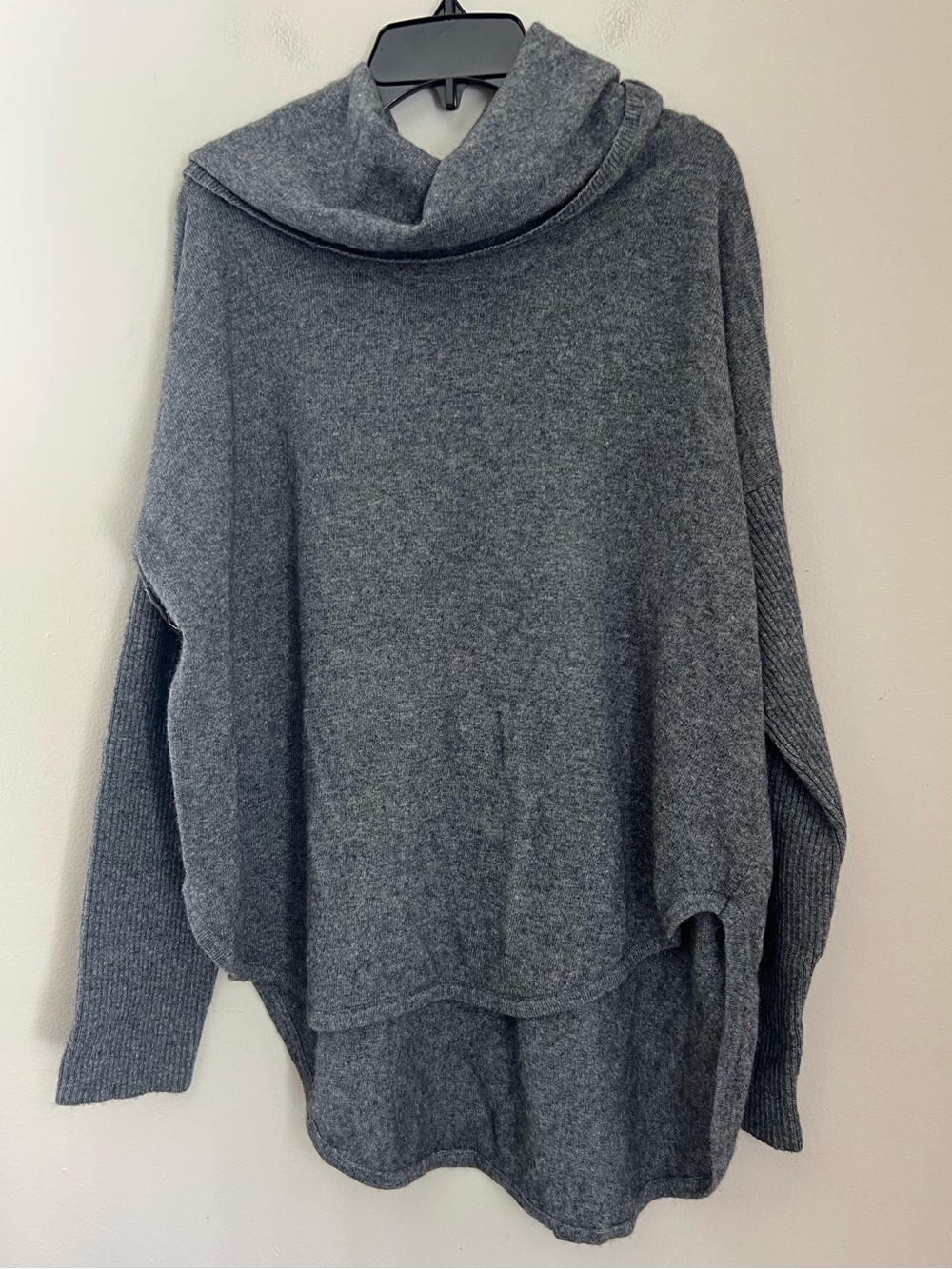 Bryn Walker Wool Cashmere Blend Cowl Neck Sweater Women’s L Gray Hi/Low Soft